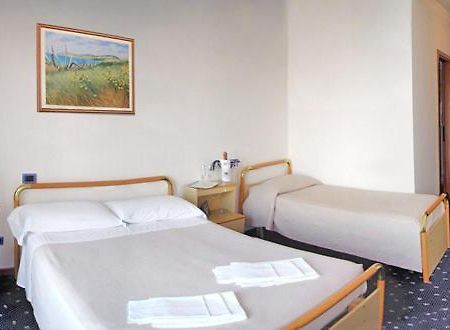 Medi Garden Hotel&Residence Альба-Адриатика Экстерьер фото