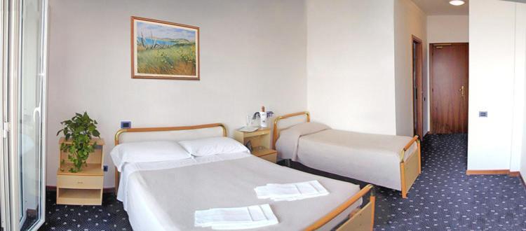 Medi Garden Hotel&Residence Альба-Адриатика Экстерьер фото