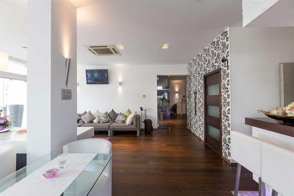 Medi Garden Hotel&Residence Альба-Адриатика Экстерьер фото