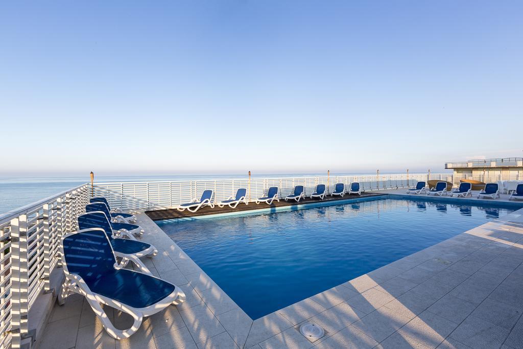 Medi Garden Hotel&Residence Альба-Адриатика Экстерьер фото