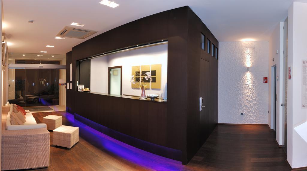 Medi Garden Hotel&Residence Альба-Адриатика Экстерьер фото